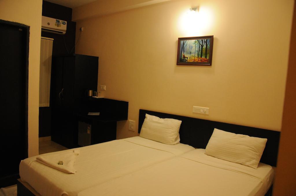 Hotel Sri Krishna Residency Udupi Quarto foto